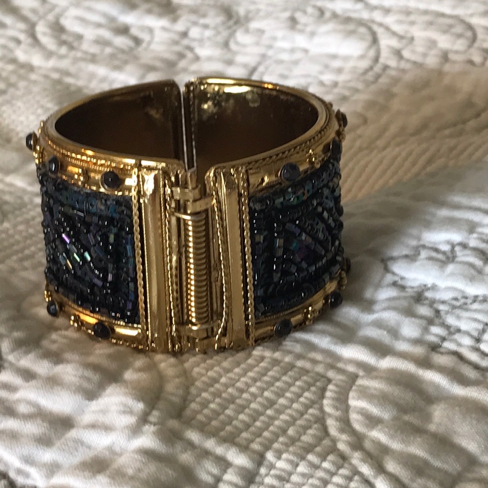 Cuff bracelet